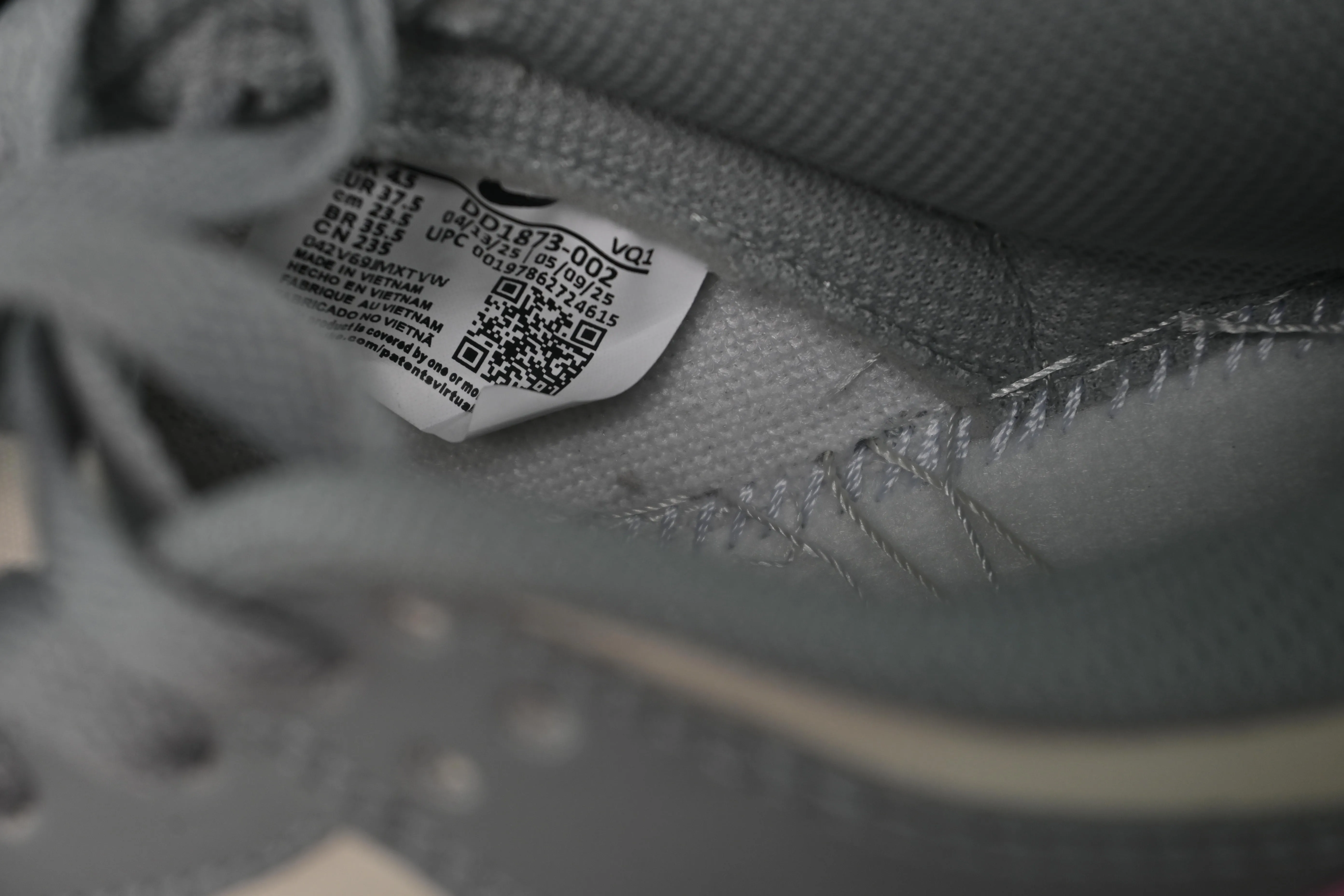 All categories Nk SB Dunk series Nk SB Dunk Low low-top sneakers Nike SB Dunk Low gray pink low-top casual sneakers DD1873-002